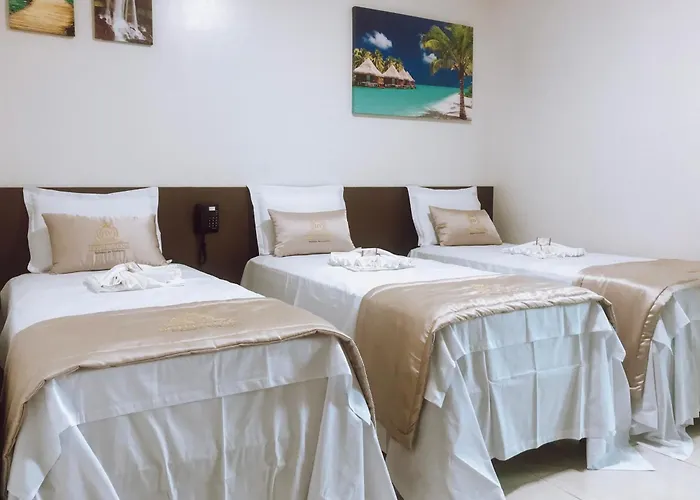 Hotel Viana
