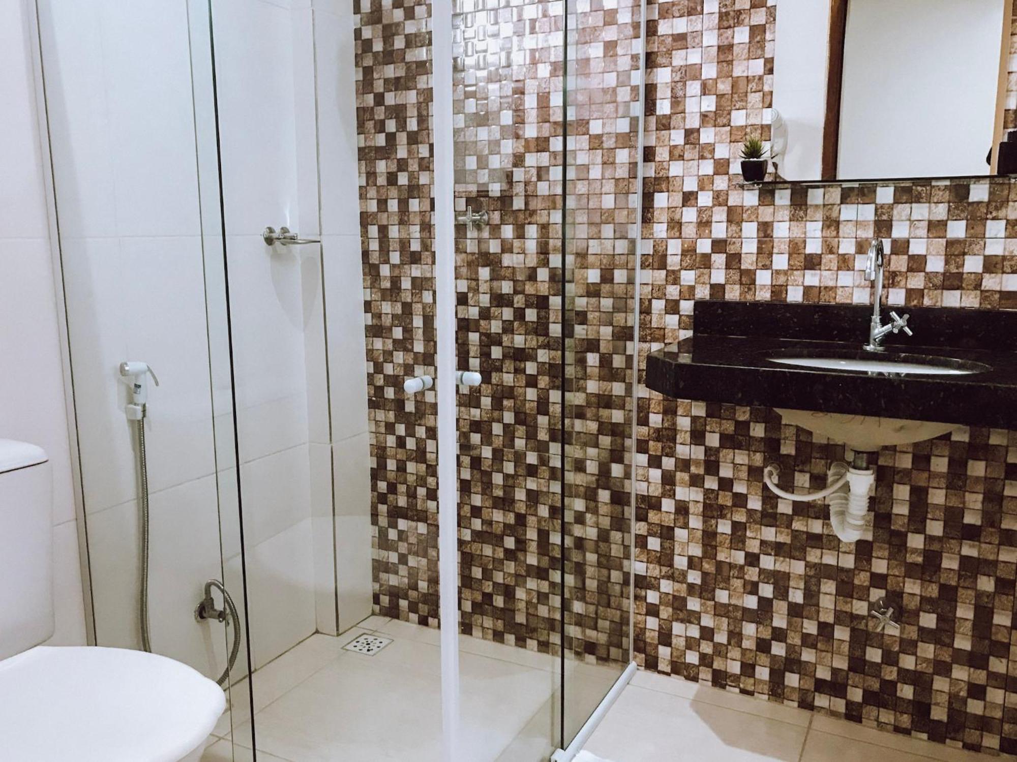 Viana Hotel 4*